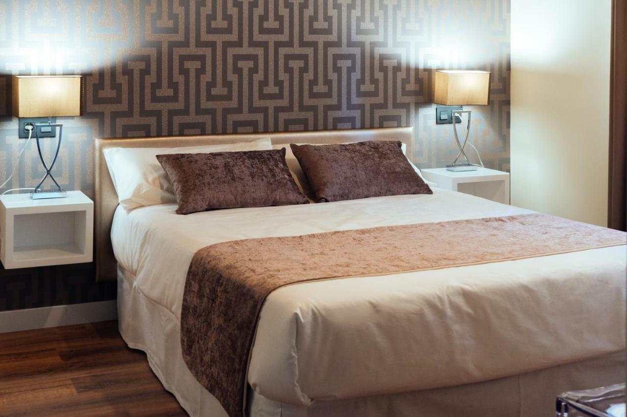 Hotel Rural Pinares De Soria โมลินอส เด ดูเอโร ภายนอก รูปภาพ